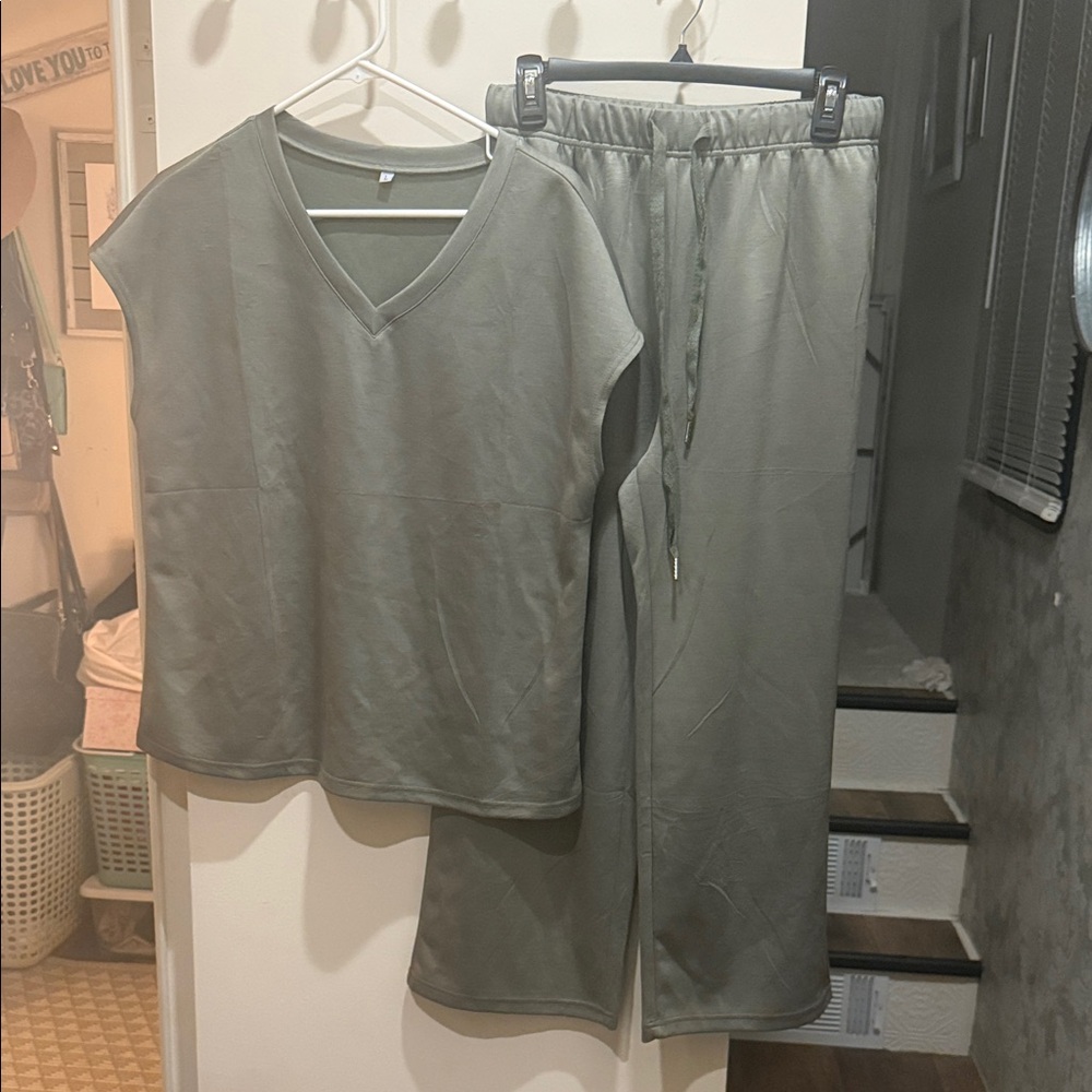 Olive Green 2 piece V-Neck Sleeveless Top and Pants lounge Set